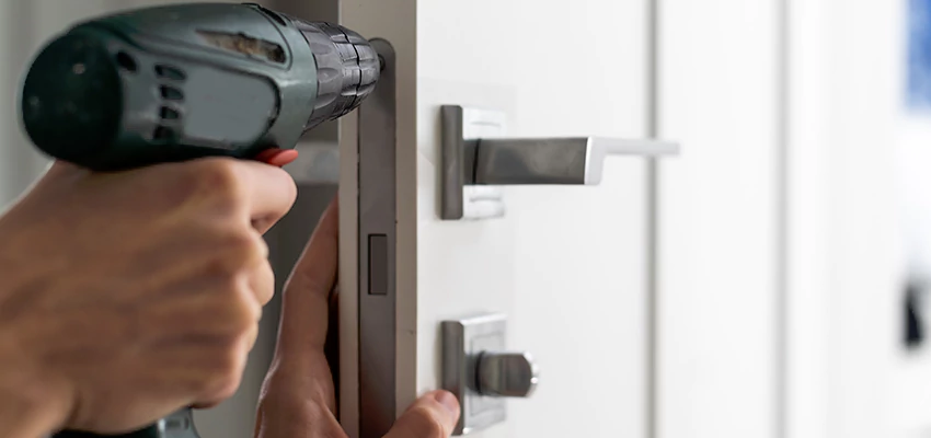 Locksmith For Lock Replacement Near Me in Redondo Beach, CA